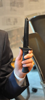 Messer gleicher Bauart wie die Tatwaffe