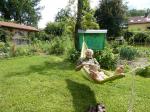 „Gartenbotschafter und Gartenphilosoph“ Sepp Heringer am Tag der Hängematte vor dem Weltgarten in Laufen